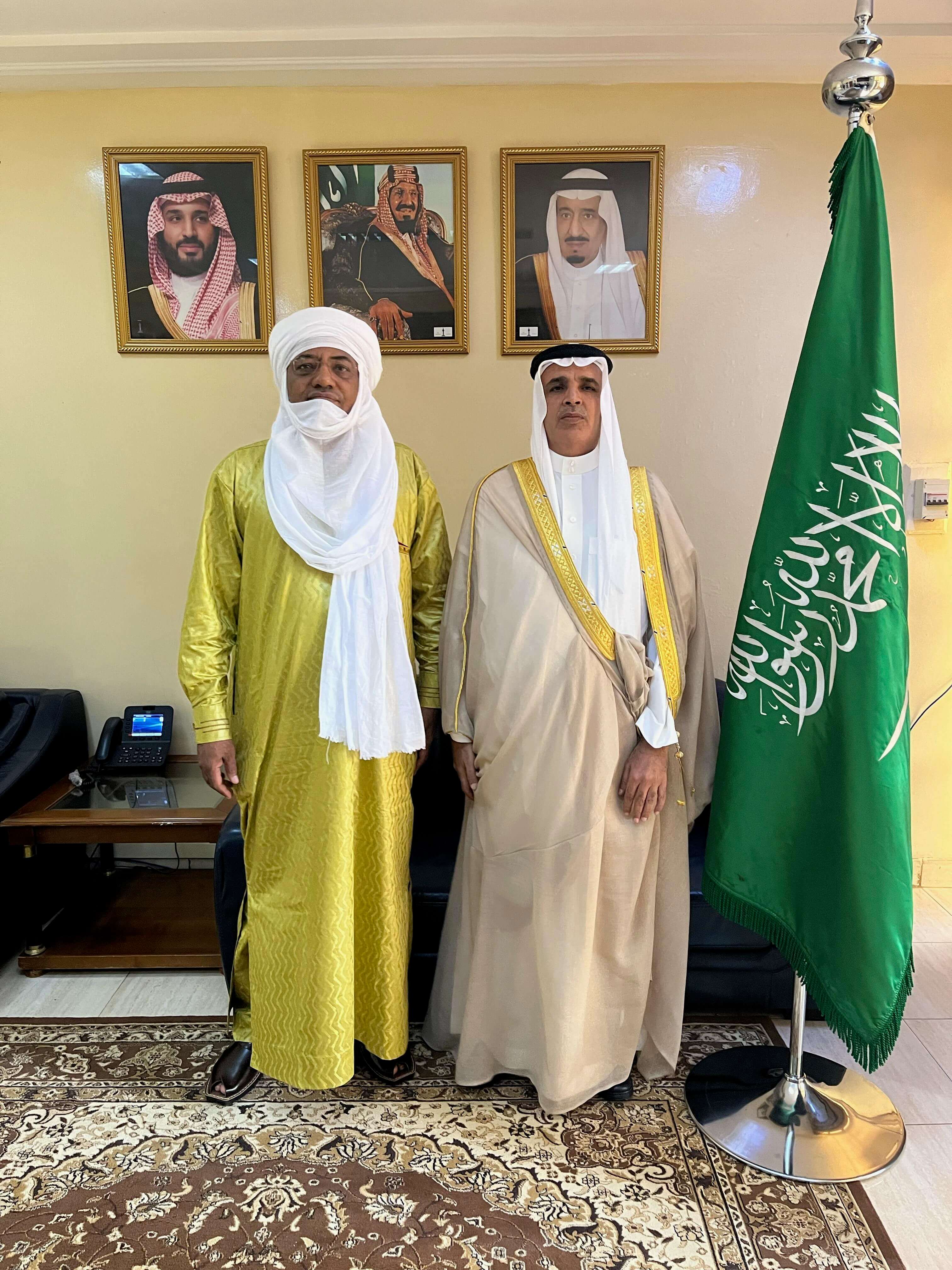 The Ambassador of the Custodian of the Two Holy Mosques to Niger receives the Minister plenipotentiary to the Minister of Foreign Affairs and Cooperation